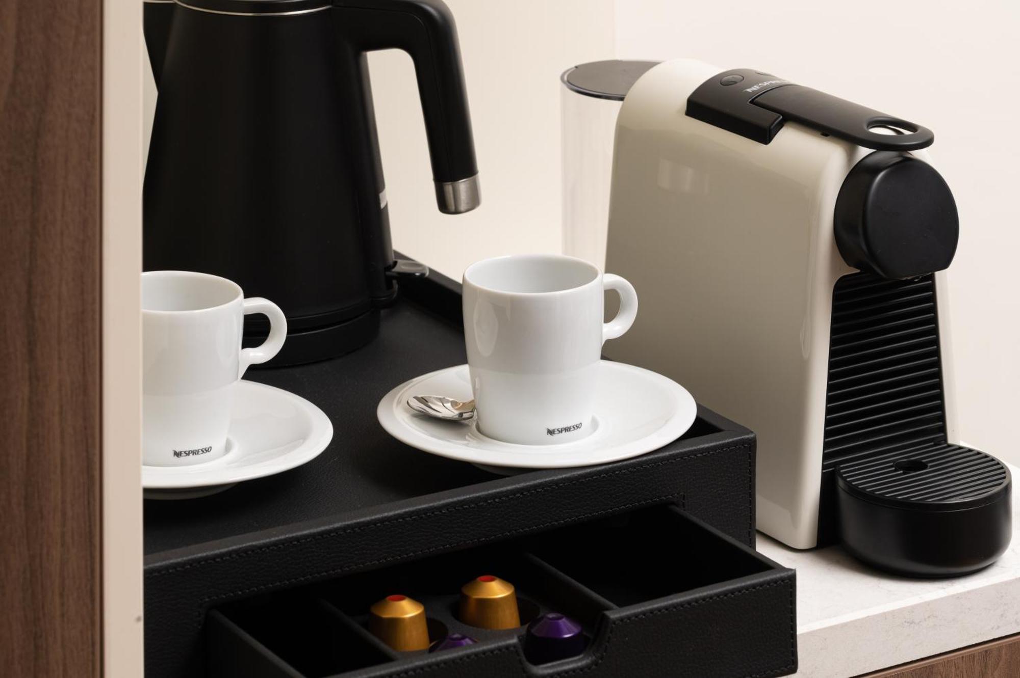Radisson Blu Hotel, Cluj Exteriör bild A Nespresso coffee machine